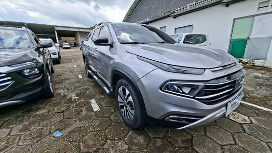 FIAT TORO 2.0 16V TURBO DIESEL VOLCANO 4WD AT9 FIAT TORO 2.0 16V TURBO DIESEL VOLCANO 4WD AT9